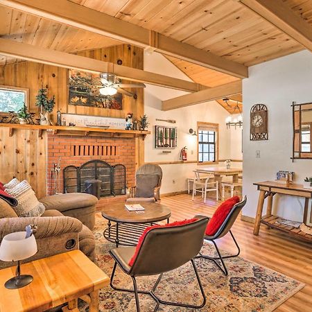 Big Bear Cabin With Deck And Hot Tub, Near Resorts! Big Bear Lake Buitenkant foto