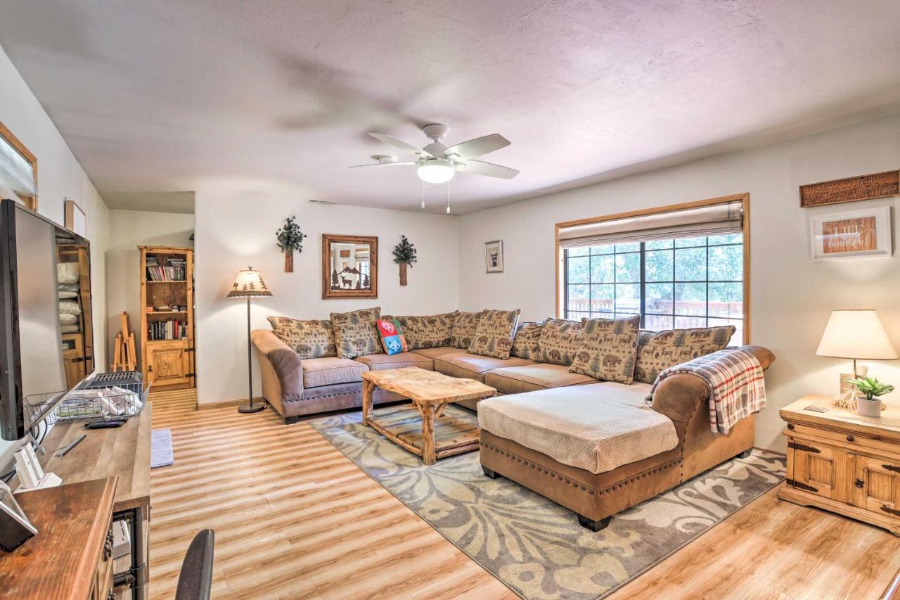 Big Bear Cabin With Deck And Hot Tub, Near Resorts! Big Bear Lake Buitenkant foto