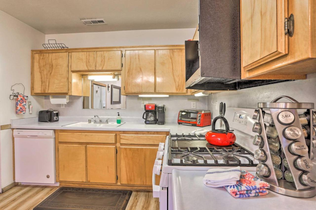 Big Bear Cabin With Deck And Hot Tub, Near Resorts! Big Bear Lake Buitenkant foto