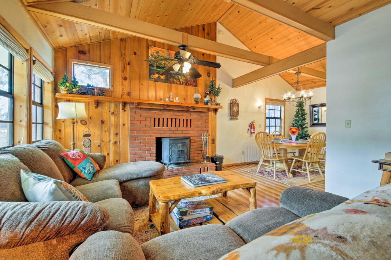 Big Bear Cabin With Deck And Hot Tub, Near Resorts! Big Bear Lake Buitenkant foto